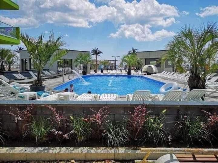Alezzi Resort Luxury Apartament Prima Linie La Mare 那沃达利 外观 照片